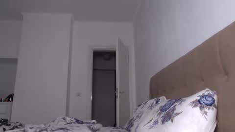 Snapshot of madamindigo chatting on 23, 2, 2025 YourMadamIndigo online show from 23, 2, 2025