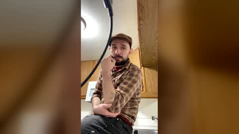 Snapshot of madbanjo chatting on 18, 4, 2026 madbanjo online show from 18, 4, 2026