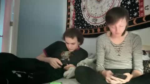 Snapshot of maddlips chatting on 20, 11, 2025 Rat Boy online show from 20, 11, 2025