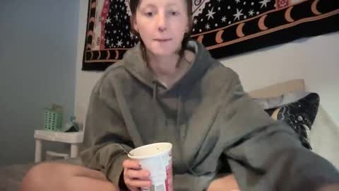 Snapshot of maddlips chatting on 22, 11, 2025 Rat Boy online show from 22, 11, 2025