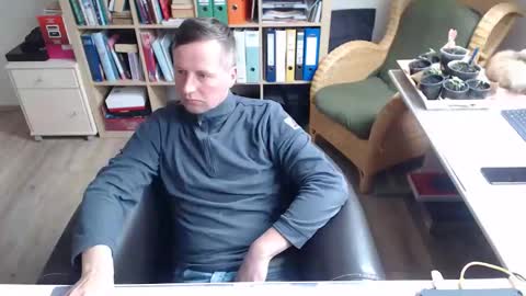 Snapshot of maddmax8 chatting on 29, 3, 2026 Mad4You online show from 29, 3, 2026