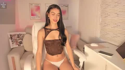 Snapshot of maddy_bronw chatting on 27, 6, 2026 Maddy online show from 27, 6, 2026