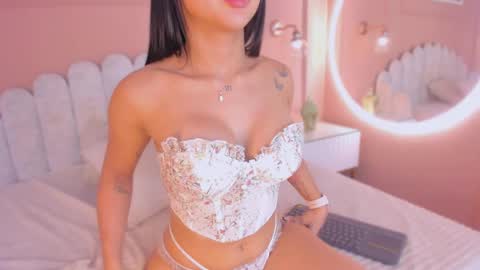 Maddy  online show from 27, 12, 2024