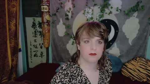 Maddy Cat online show from 28, 10, 2025