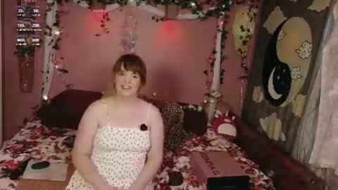 Snapshot of maddy_cat chatting on 23, 7, 2026 Maddy Cat online show from 23, 7, 2026