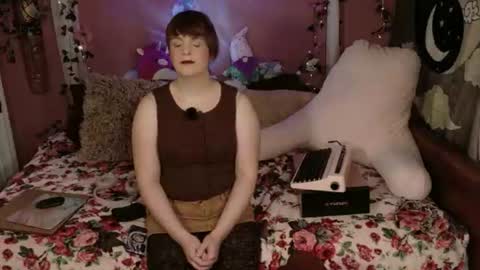 Snapshot of maddy_cat chatting on 25, 7, 2026 Maddy Cat online show from 25, 7, 2026