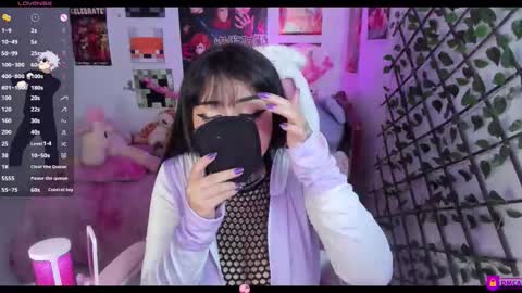 Maddy Foox online show from 13, 2, 2026