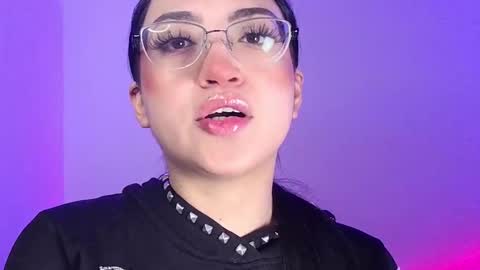 Snapshot of maddyghost chatting on 23, 9, 2025 Please followme and rate me your thumbs up online show from 23, 9, 2025