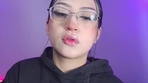 Snapshot of maddyghost chatting on 25, 9, 2025 Please followme and rate me your thumbs up online show from 25, 9, 2025
