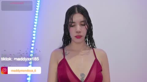 Snapshot of maddymendozaxx chatting on 27, 3, 2026 Maddy online show from 27, 3, 2026