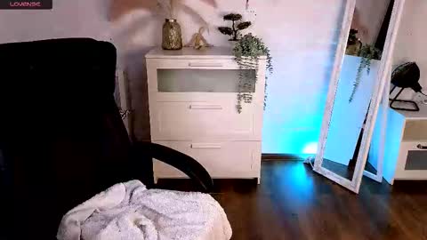 Snapshot of maddymystie chatting on 26, 3, 2026 Maddy online show from 26, 3, 2026