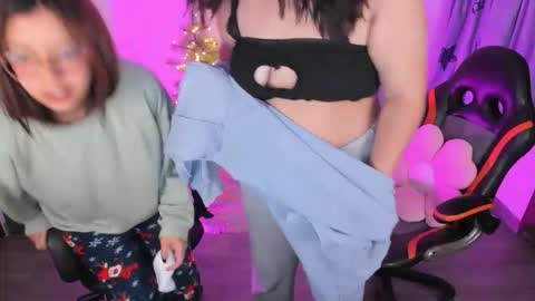 Snapshot of madelaine_taylor chatting on 26, 2, 2026 madelaine_taylor online show from 26, 2, 2026