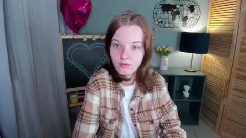 madelaines online show from 23, 9, 2025