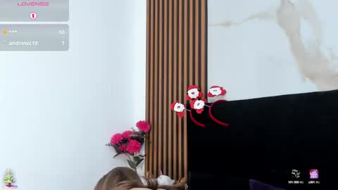 Snapshot of madelin_clerk chatting on 28, 12, 2024 Madelin Clerk online show from 28, 12, 2024