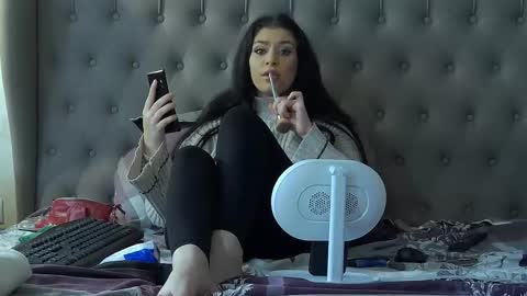 Snapshot of madelynvelure chatting on 16, 11, 2025 madelynvelure online show from 16, 11, 2025