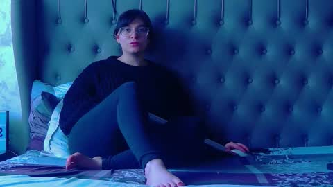 Snapshot of madelynvelure chatting on 23, 3, 2026 madelynvelure online show from 23, 3, 2026