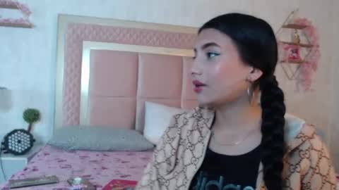 Snapshot of madhison_5 chatting on 13, 5, 2026 madhison_5 online show from 13, 5, 2026