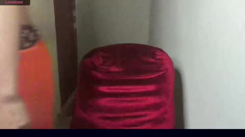 madhubala09 online show from 3, 12, 2025