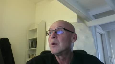 Snapshot of madio1187940 chatting on 3, 12, 2025 madio1187940 online show from 3, 12, 2025