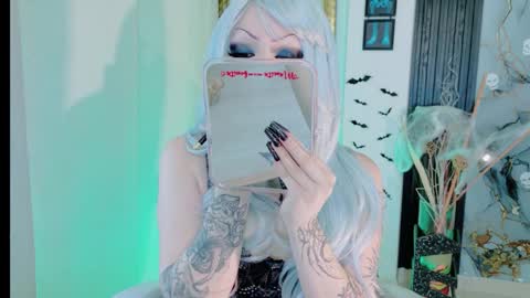 Snapshot of madison_jacksonn chatting on 4, 4, 2026 madison_jacksonn online show from 4, 4, 2026