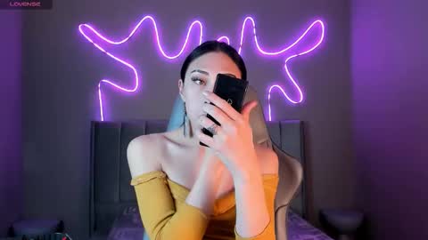 madison_rey__ online show from 3, 12, 2025