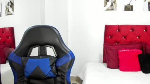 Snapshot of madison_rosee1 chatting on 5, 4, 2026 Madison Rosee online show from 5, 4, 2026