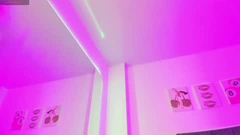 Snapshot of madison_rosee1 chatting on 27, 4, 2026 Madison Rosee online show from 27, 4, 2026