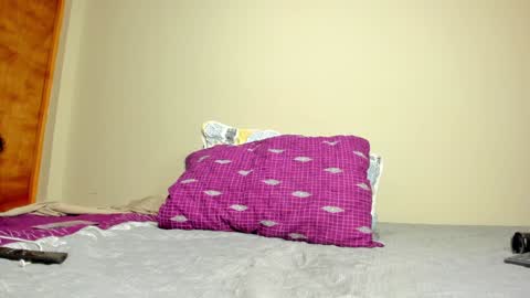 Snapshot of madisonbrunette_lxs chatting on 27, 12, 2024 madison online show from 27, 12, 2024