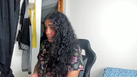 Snapshot of madisonbrunette_lxs chatting on 5, 1, 2025 madison online show from 5, 1, 2025