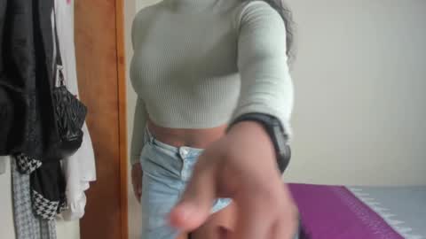 Snapshot of madisonbrunette_lxs chatting on 18, 1, 2025 madison online show from 18, 1, 2025