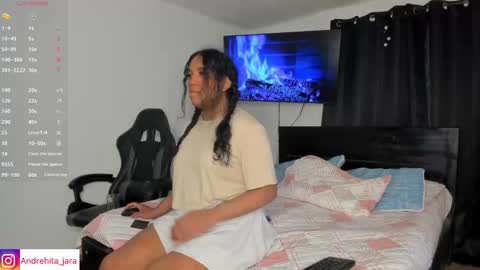 Snapshot of madisonbrunette_lxs chatting on 20, 10, 2025 madison online show from 20, 10, 2025