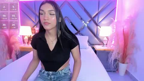 Snapshot of madisonherrera chatting on 9, 5, 2026 Maddi online show from 9, 5, 2026
