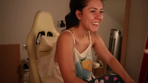 Snapshot of madisonlara chatting on 20, 4, 2026 madisonlara online show from 20, 4, 2026