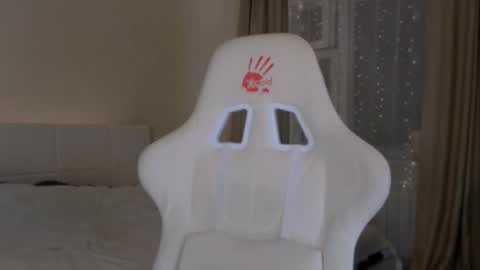 Snapshot of madissson chatting on 28, 10, 2025 Madi Soon online show from 28, 10, 2025