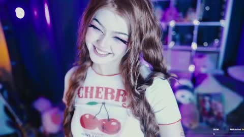 Snapshot of madnessalise chatting on 6, 5, 2026 Alice online show from 6, 5, 2026