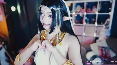 Snapshot of madnessalise chatting on 9, 5, 2026 Alice online show from 9, 5, 2026