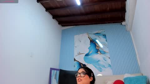 Madoka online show from 21, 2, 2025