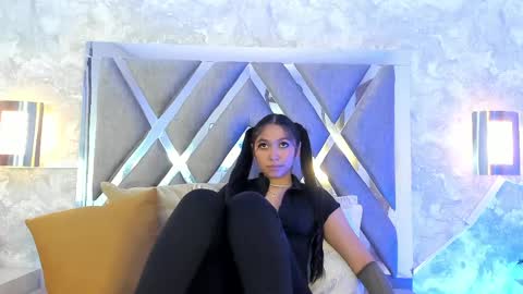 Snapshot of mady_roa chatting on 30, 5, 2026 Mady Roa online show from 30, 5, 2026