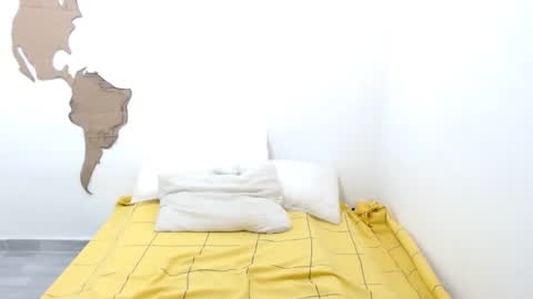 Snapshot of madysonandsteven chatting on 15, 11, 2025 MadysonAndSteven online show from 15, 11, 2025