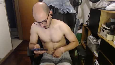 Snapshot of madziula chatting on 26, 11, 2025 Peter online show from 26, 11, 2025