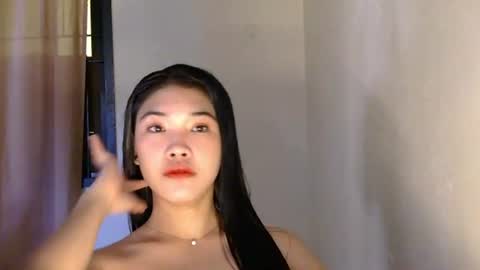 Snapshot of mae_luna chatting on 17, 6, 2026 mae_luna online show from 17, 6, 2026