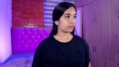 Snapshot of maeena chatting on 5, 12, 2024 maeena online show from 5, 12, 2024