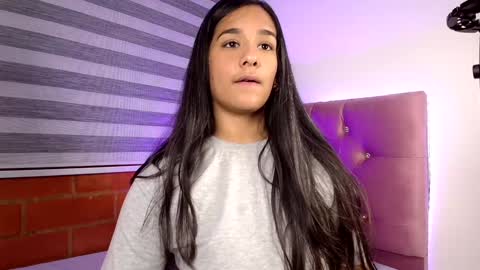 Snapshot of maeena chatting on 13, 1, 2025 maeena online show from 13, 1, 2025