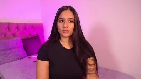 Snapshot of maeena chatting on 2, 5, 2026 maeena online show from 2, 5, 2026