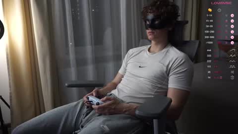 Snapshot of maestro3369 chatting on 13, 9, 2025 Mike XMaestro 3369 online show from 13, 9, 2025