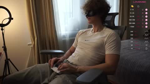 Snapshot of maestro3369 chatting on 14, 11, 2025 Mike XMaestro 3369 online show from 14, 11, 2025