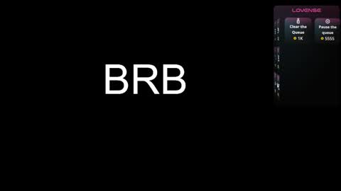 Snapshot of maevee chatting on 14, 12, 2025 Maevee online show from 14, 12, 2025