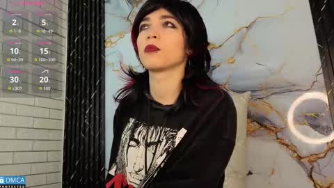 maevekuro online show from 5, 11, 2025