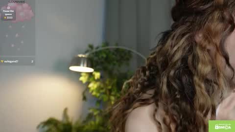 Snapshot of maffinpurrr chatting on 2, 12, 2025 Eva online show from 2, 12, 2025