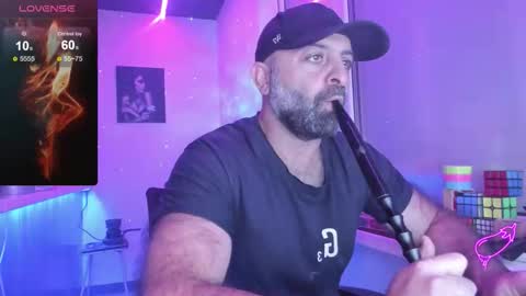 Snapshot of magabear chatting on 19, 10, 2025 Magabear online show from 19, 10, 2025